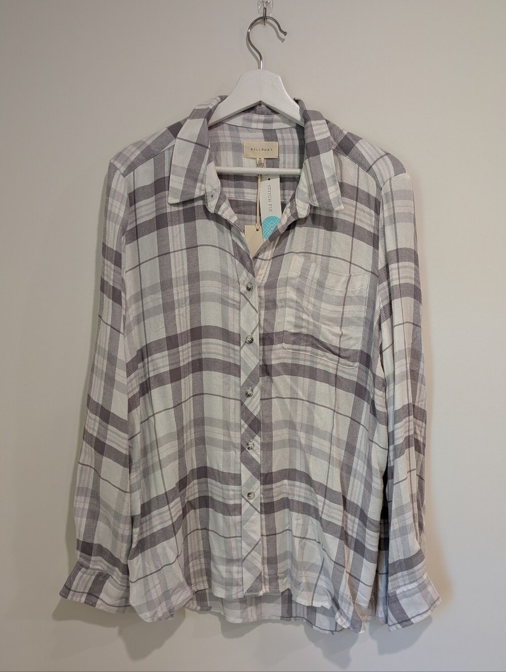 NWT Plaid Shirt Gray, White, Pink (XL) Streetwear Fall Outdoor Cabincore